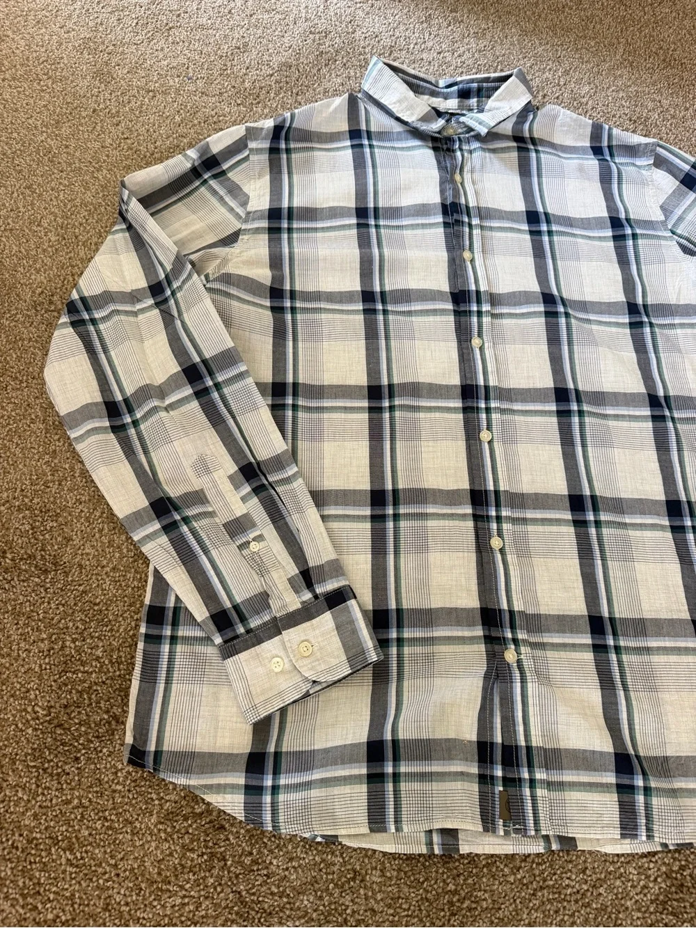 Banana Republic Navy & Gray Plaid Long-Sleeve Button-Down Shirt